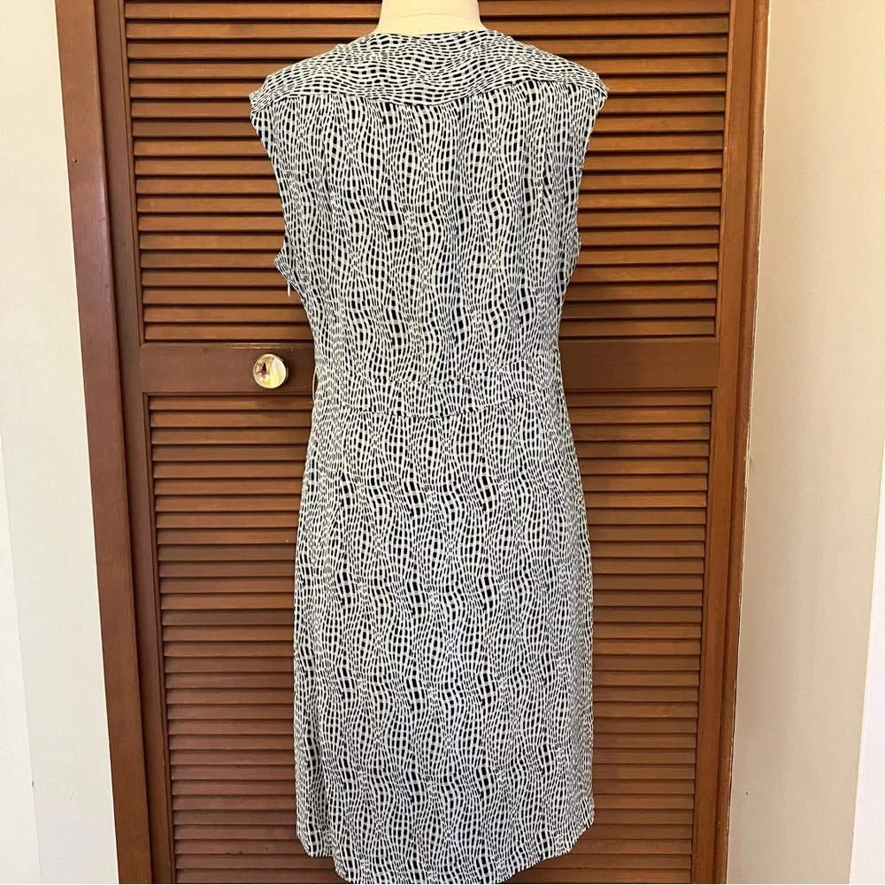 Tory Burch navy blue and White Patterned silk dress Dress 14 sleeveless